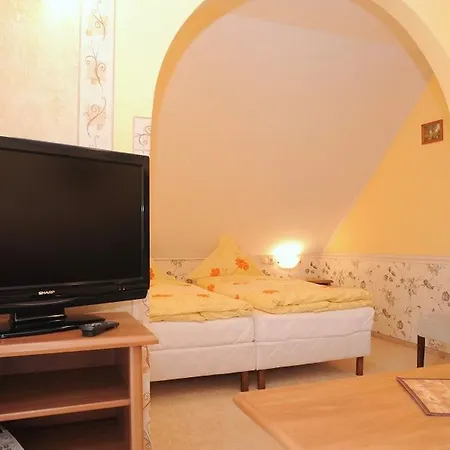 Gosciniec Sandra Bed & Breakfast